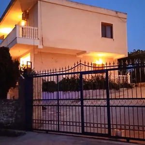*** Hotel apartamentowy Arsen Albania