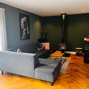 https://casa-clementine-boutique-guesthouse.utrechthotels.net