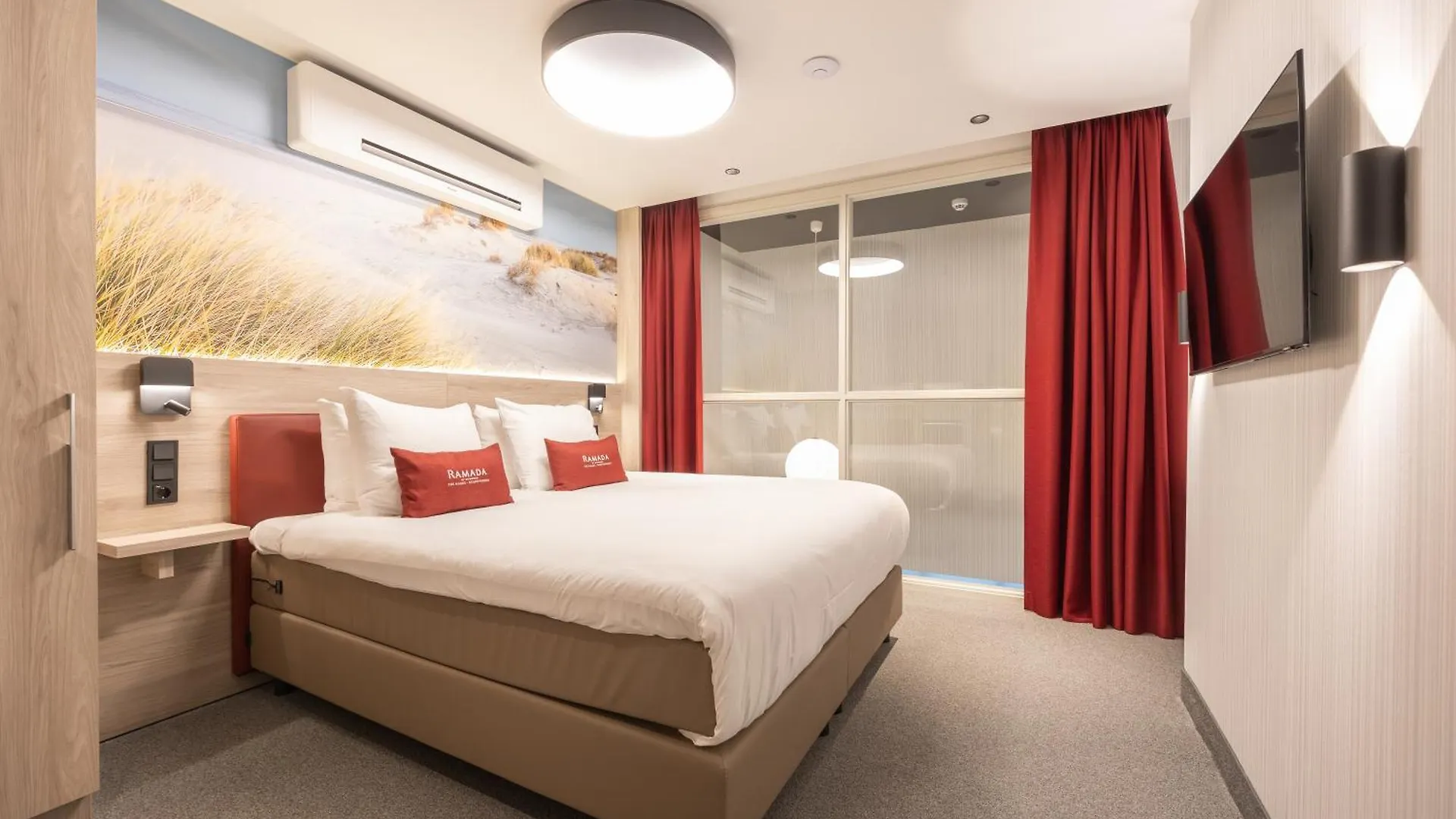 Ramada The Hague Scheveningen Hotel