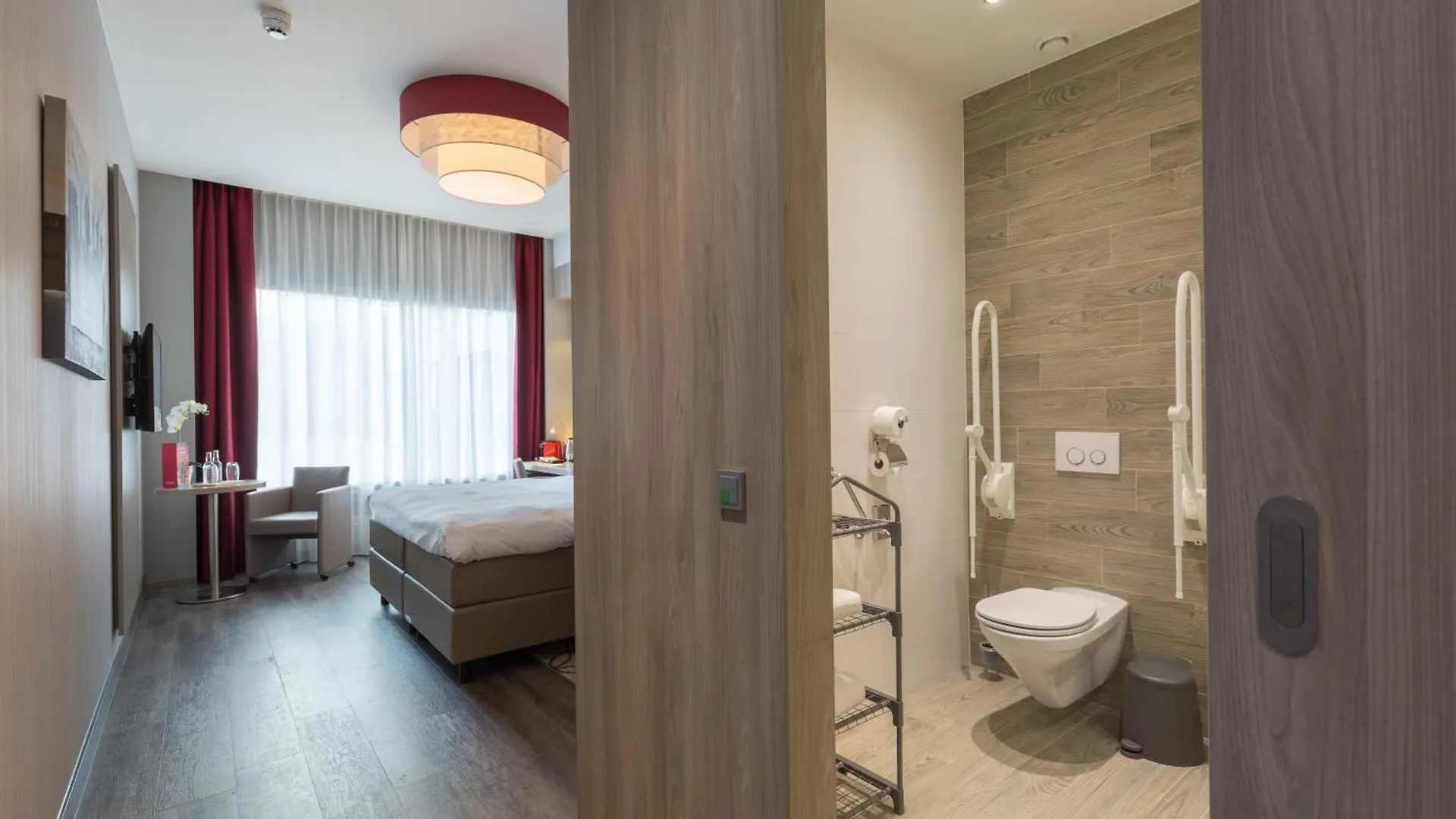 Ramada The Hague Scheveningen Hotel