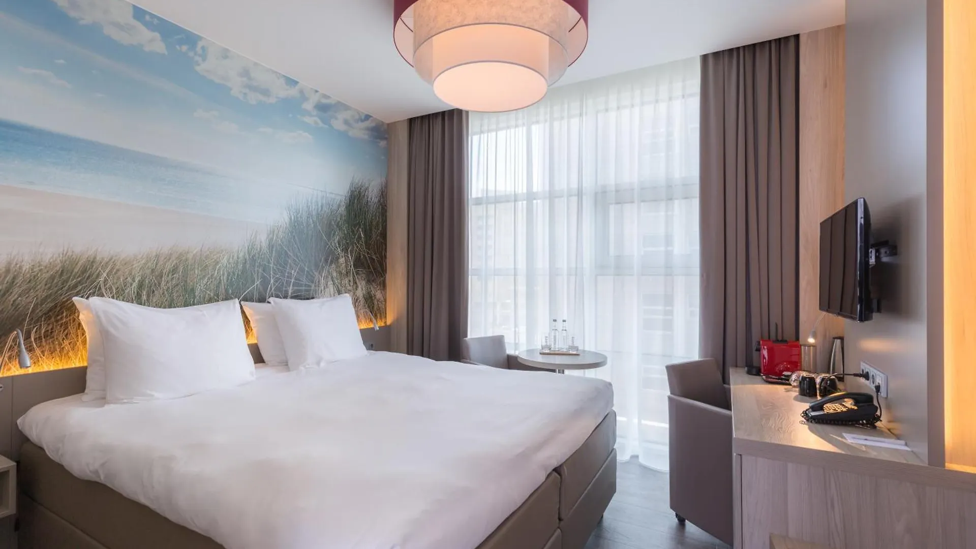 Ramada The Hague Scheveningen Hotel 3*,
