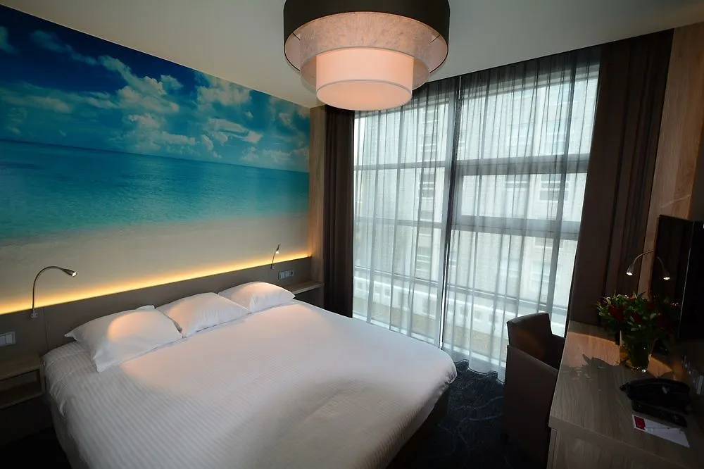 Ramada The Hague Scheveningen Hotel 3*,